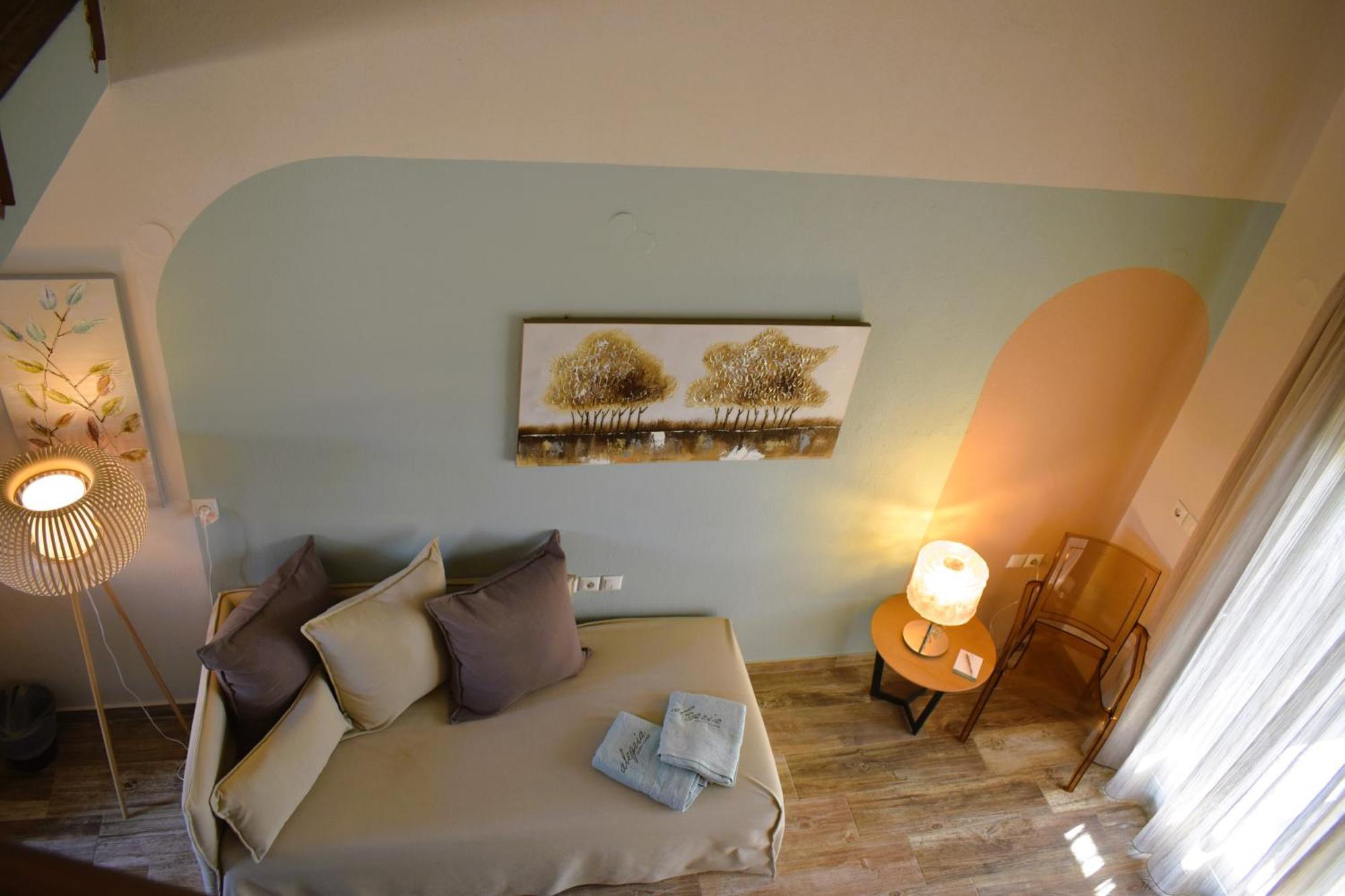 Alegria Suites Nikiti  Exterior photo