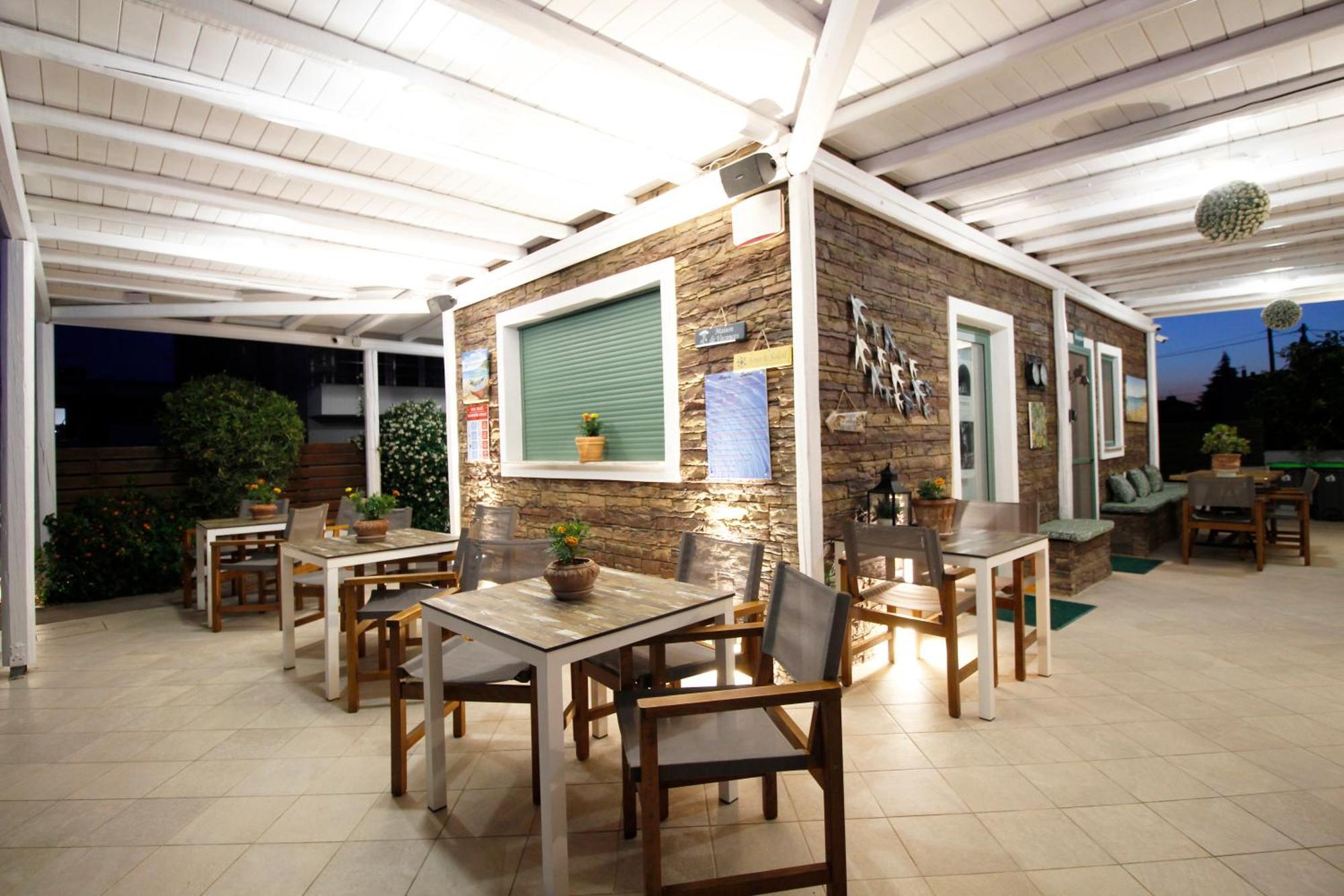 Alegria Suites Nikiti  Exterior photo