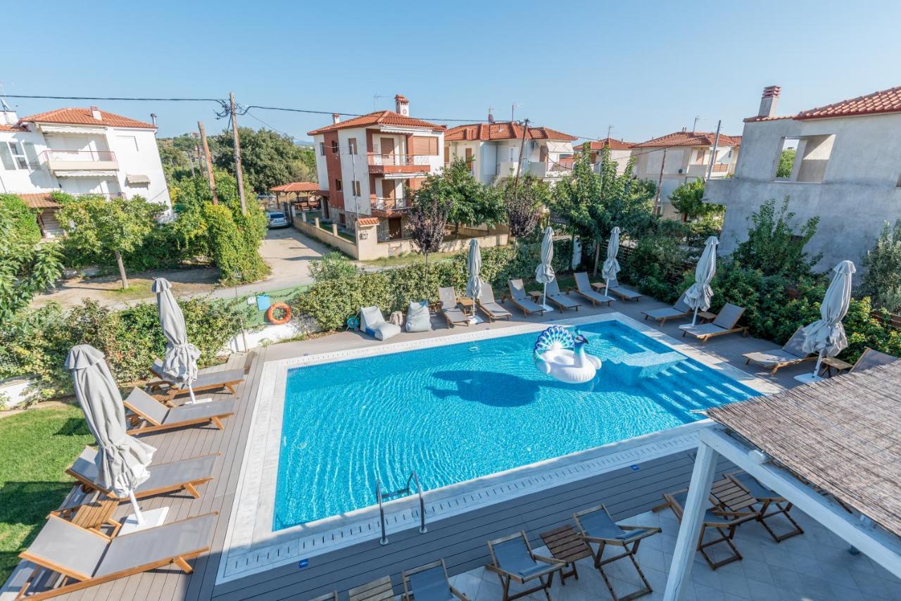Alegria Suites Nikiti  Exterior photo